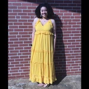 Meet your Posher, Alisa